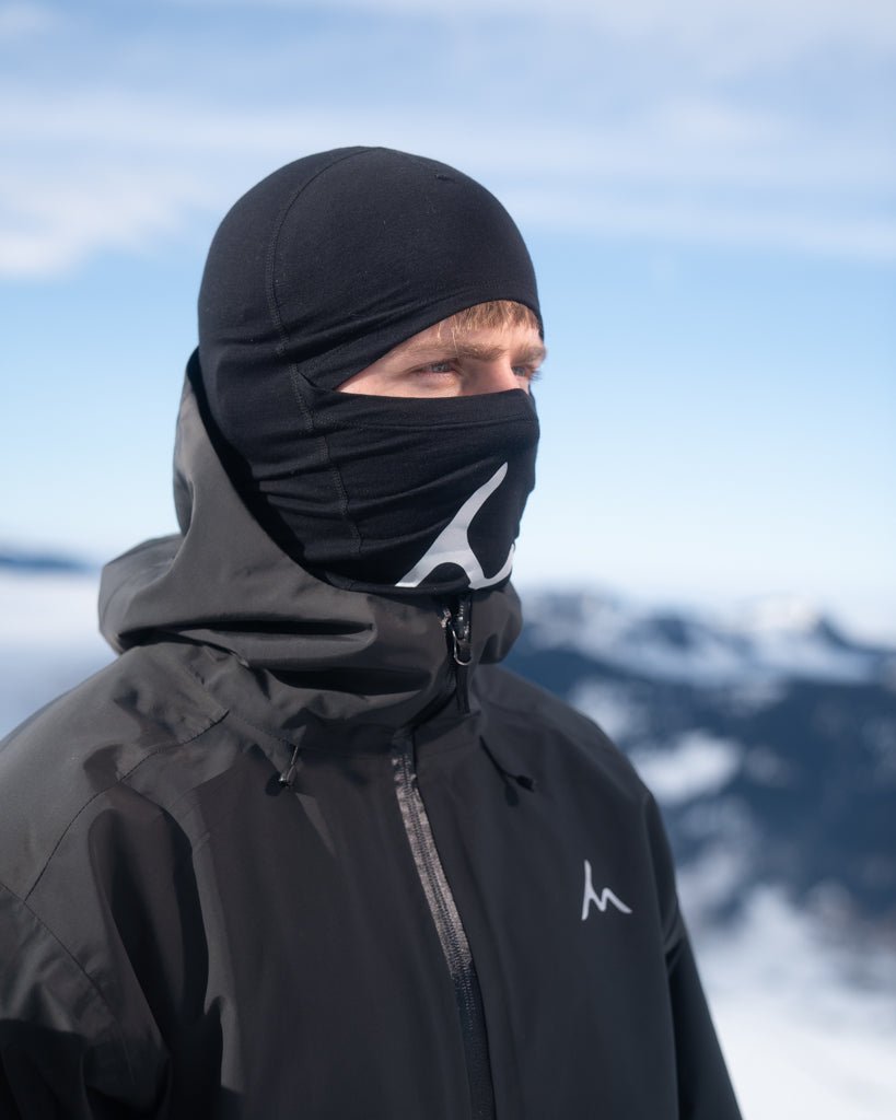 Merino Performance Balaclava beim Wandern - TERRANEX